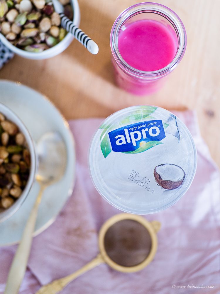 Der Alpro Breakfast Club und ein Winterfrühstück mit karamellisierten Apfelscheiben, Nüssen & Zimt...#alprobreakfastclub