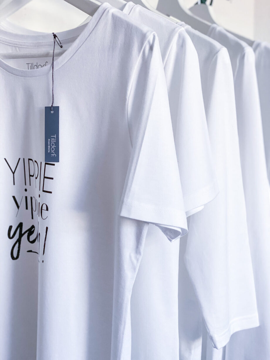 Die schönsten Print-Shirts für deinen Kleiderschrank mit Tilldorf.Shirts!
