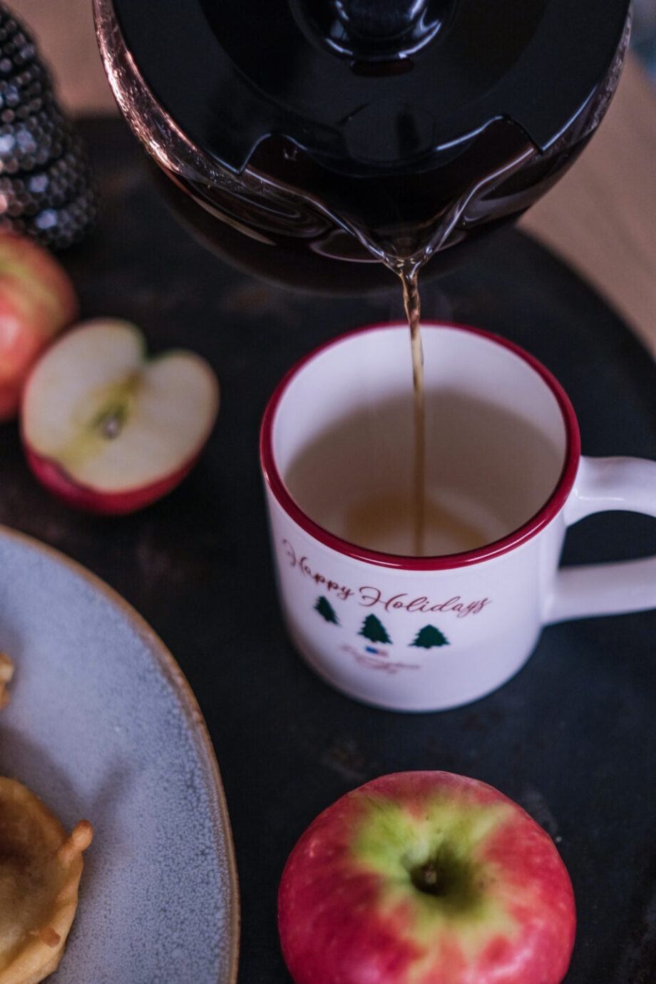 Gebackene Apfelringe mit Zimtzucker und Kaffeepause auf Knopfdruck... Krups Grind Aroma Kaffeemaschine